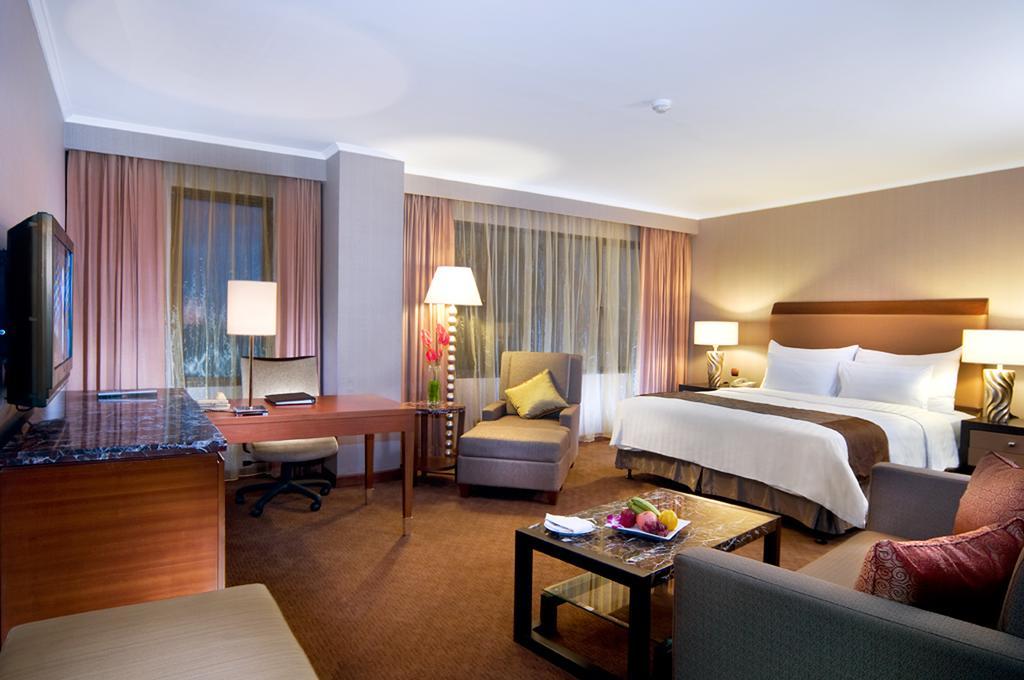 Le Grandeur Hotel Balikpapan Szoba fotó