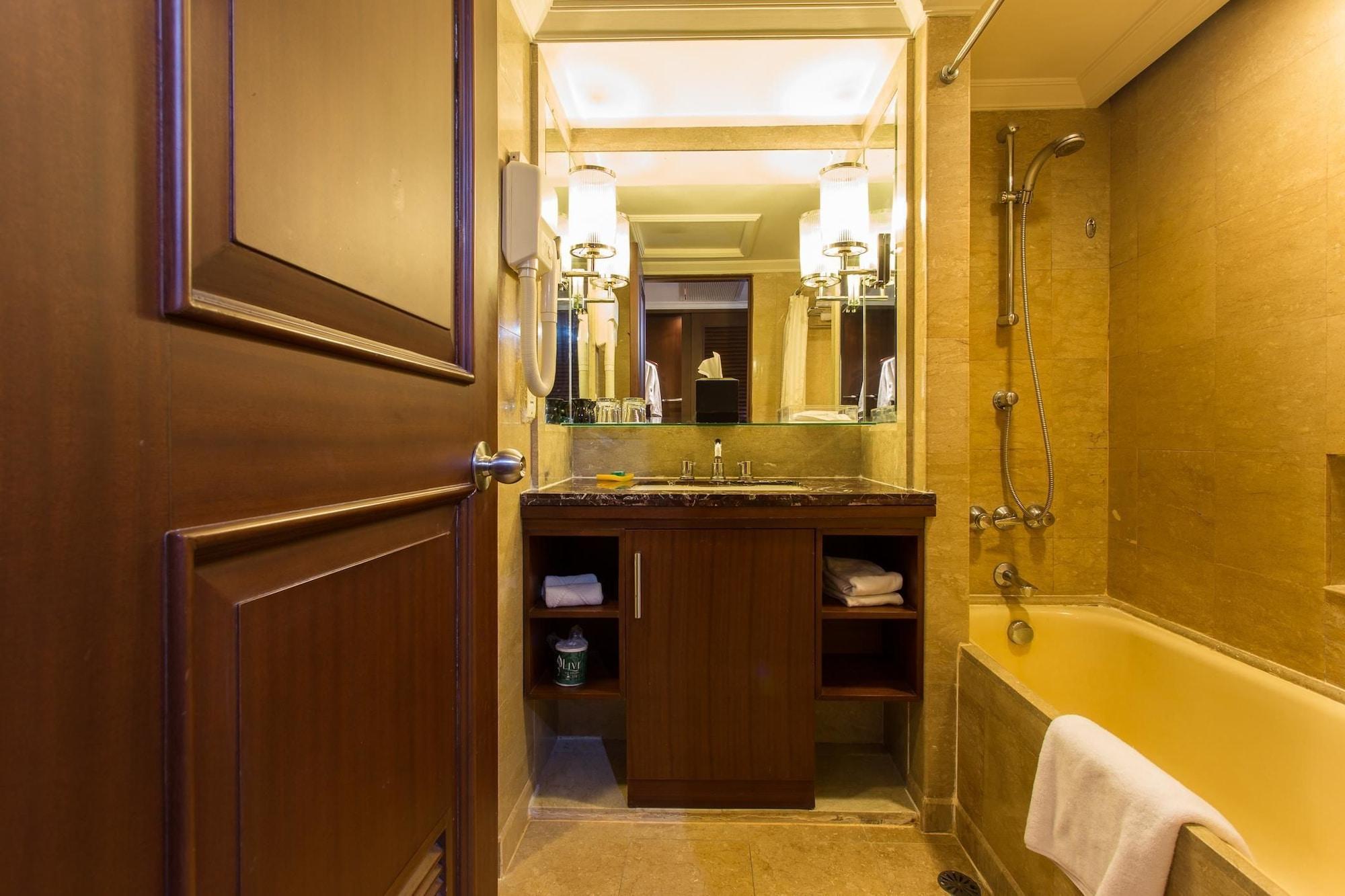 Le Grandeur Hotel Balikpapan Kültér fotó