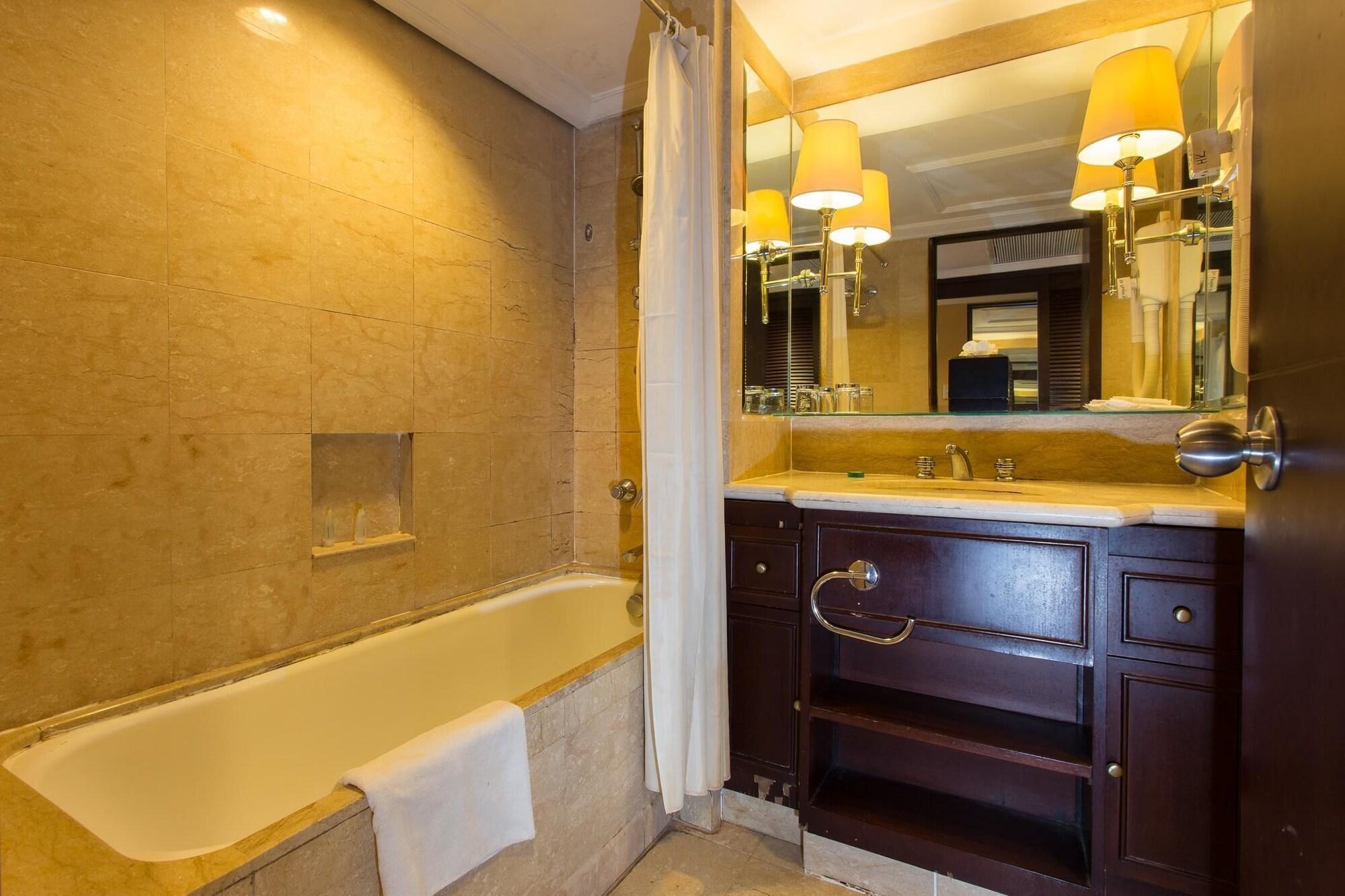 Le Grandeur Hotel Balikpapan Kültér fotó
