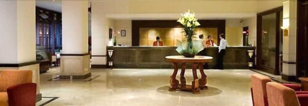 Le Grandeur Hotel Balikpapan Kültér fotó