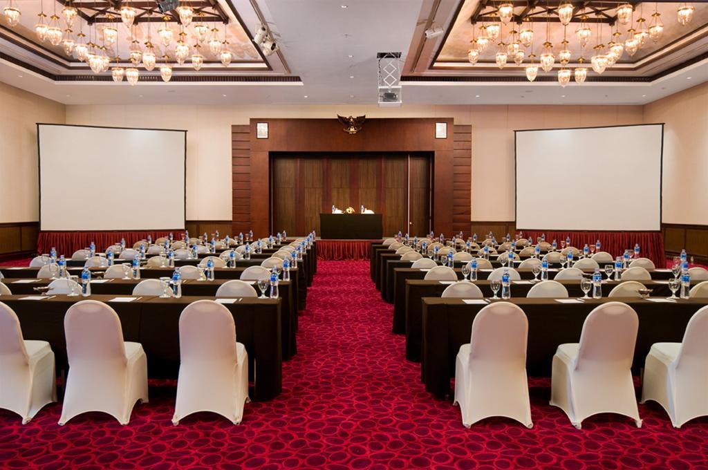 Le Grandeur Hotel Balikpapan Kültér fotó