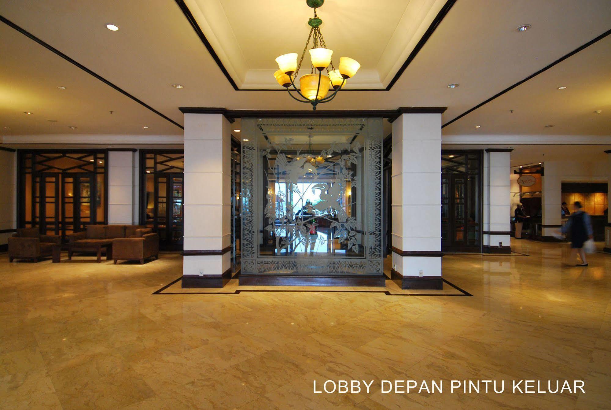 Le Grandeur Hotel Balikpapan Kültér fotó