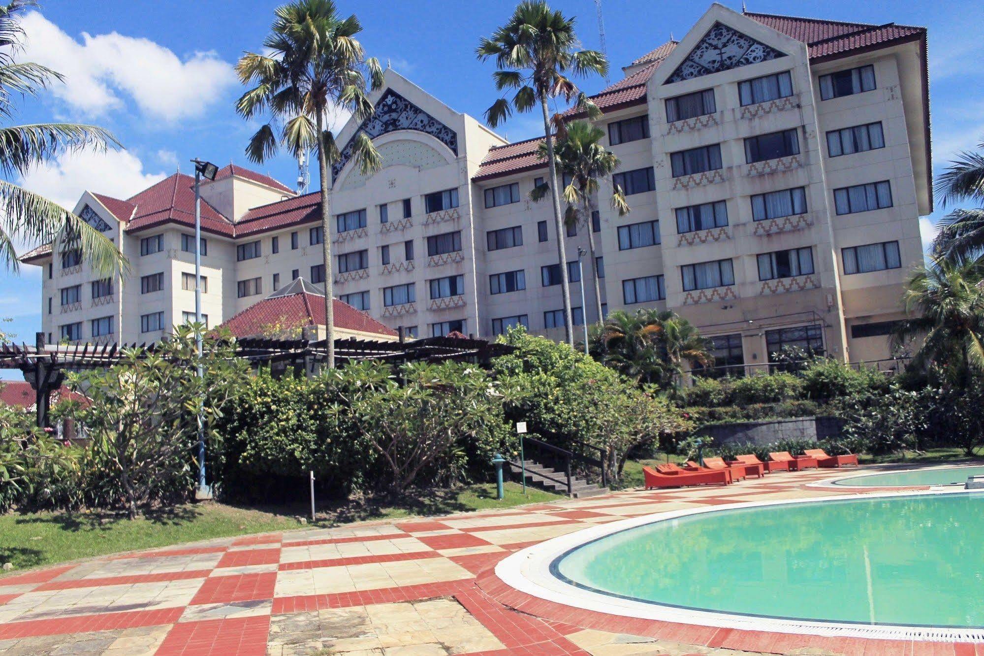 Le Grandeur Hotel Balikpapan Kültér fotó